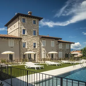 Relais Madergnago Desenzano del Garda
